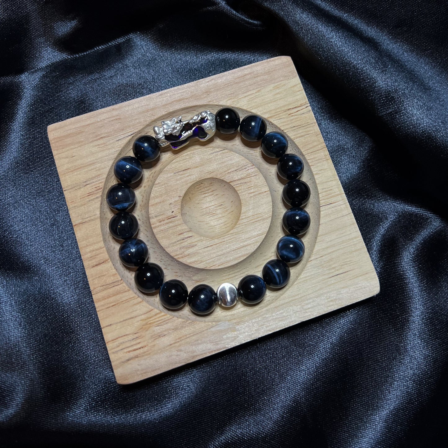 Blue Tiger‘s Eye Bracelet